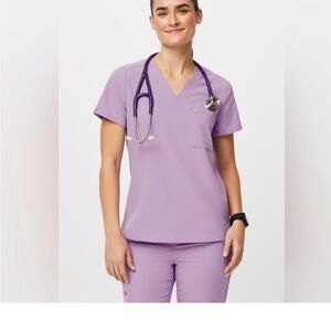 Figs Catarina scrub top size large and Zamora joggers size large petite.